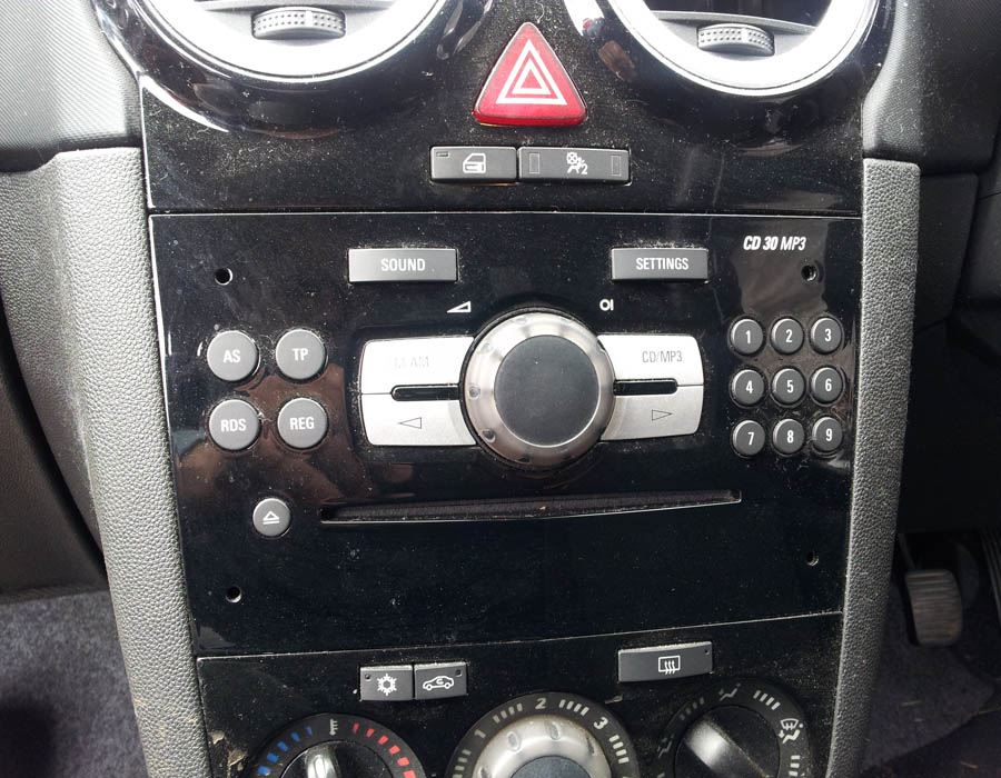 Vauxhall Corsa Design cd-player